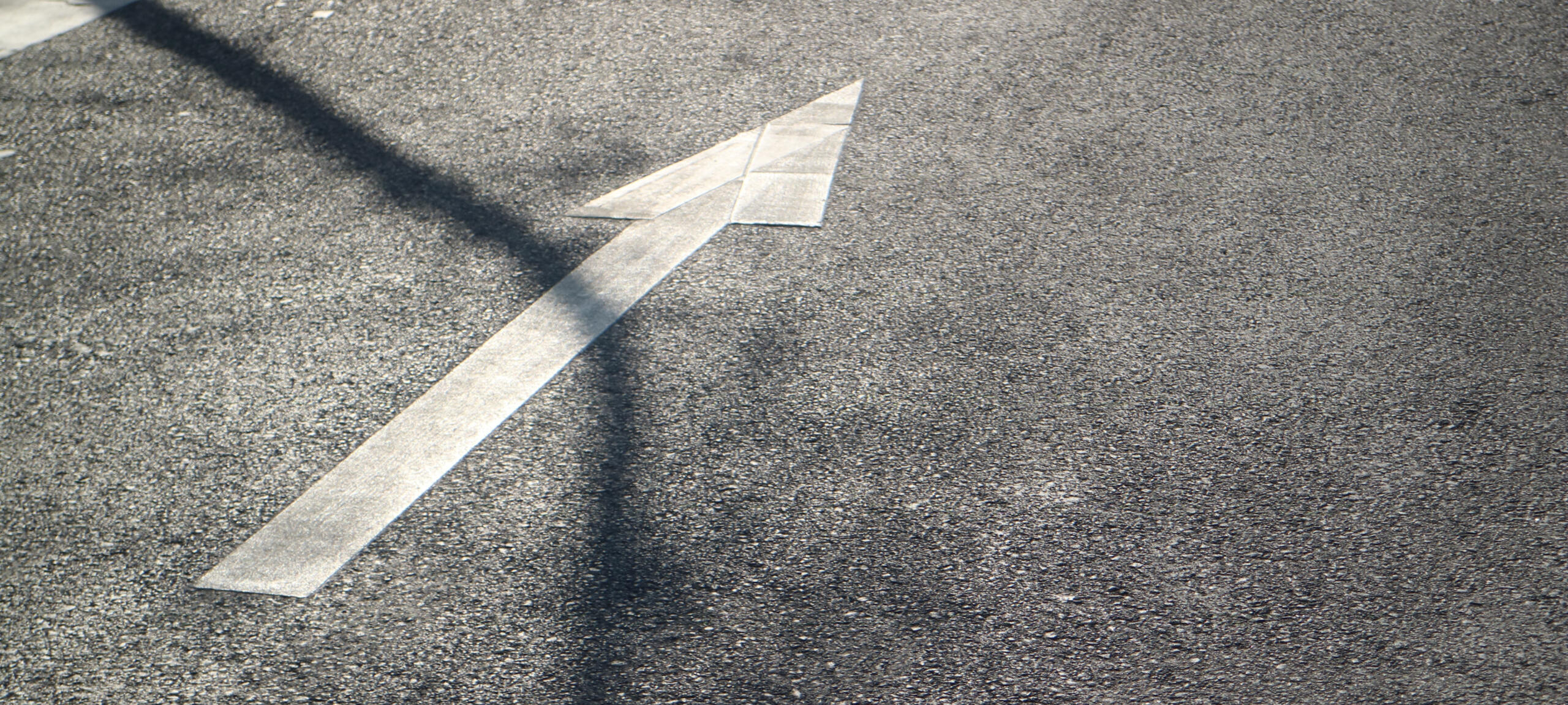 Yrittäjän kolme hattua, kuvassa tosin lippis