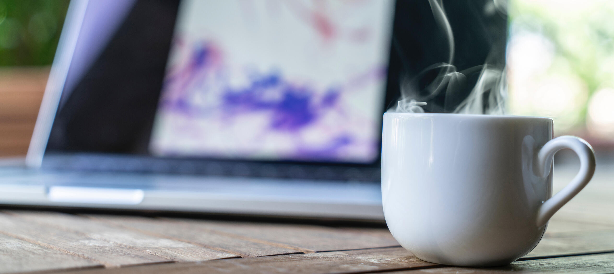 Yrittäjän kolme hattua, kuvassa tosin lippis